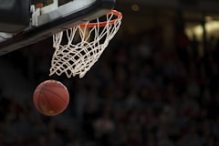 NBA凯尔特人vs雄鹿比赛 篮球比分直播